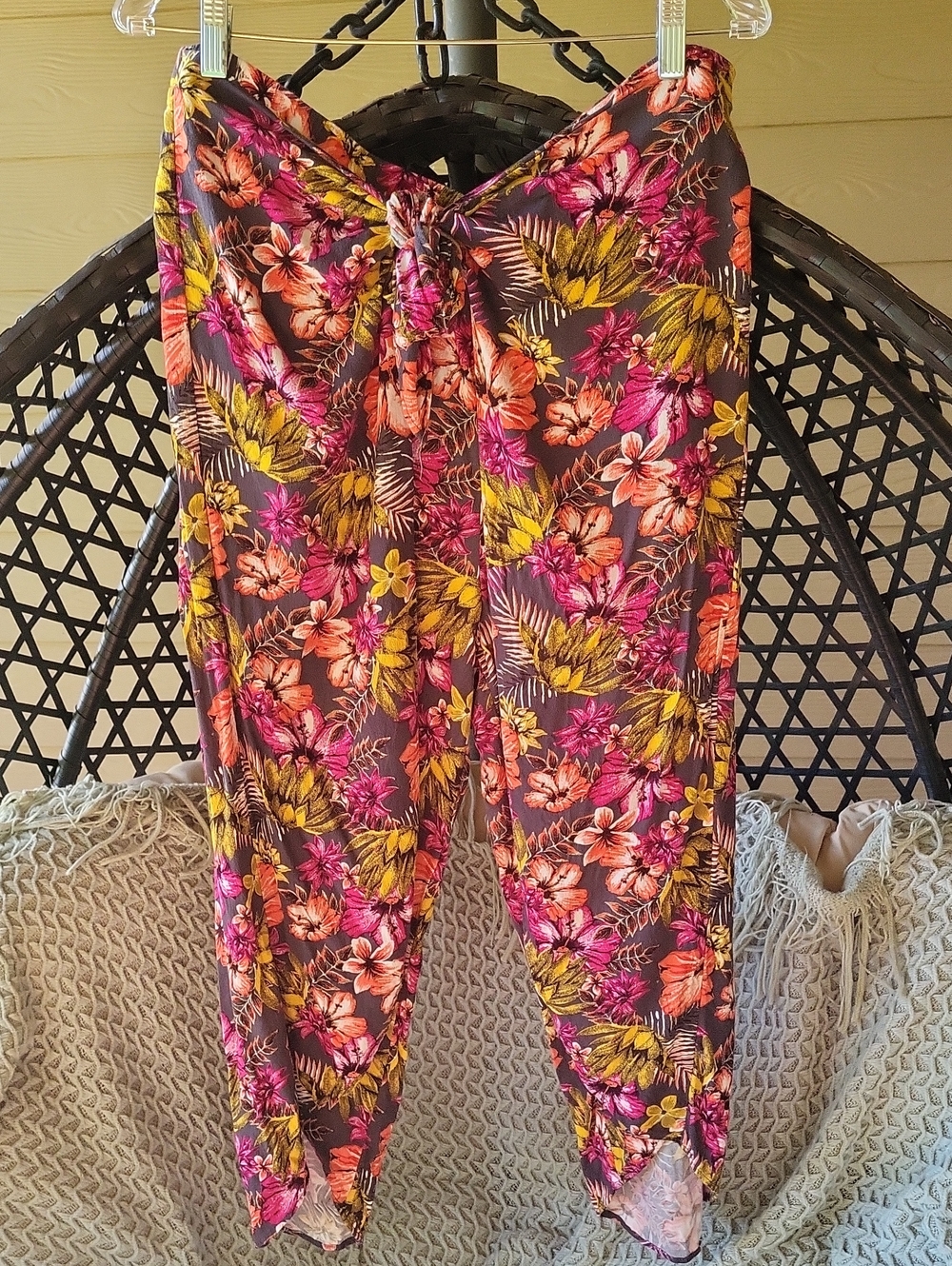 Tropical Tulip Hem Pants With Tie Waist